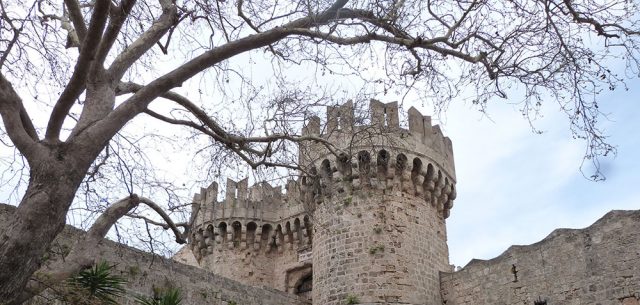 Les Météores, des monastères suspendus dans les airs