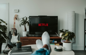 Égayez votre quotidien avec 5 films et séries Netflix 