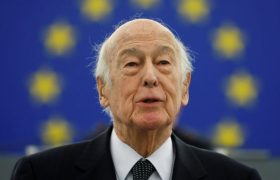 Valéry Giscard d’Estaing : Allié grec, visionnaire européen et à remercier pour l’avenue Syngrou !
